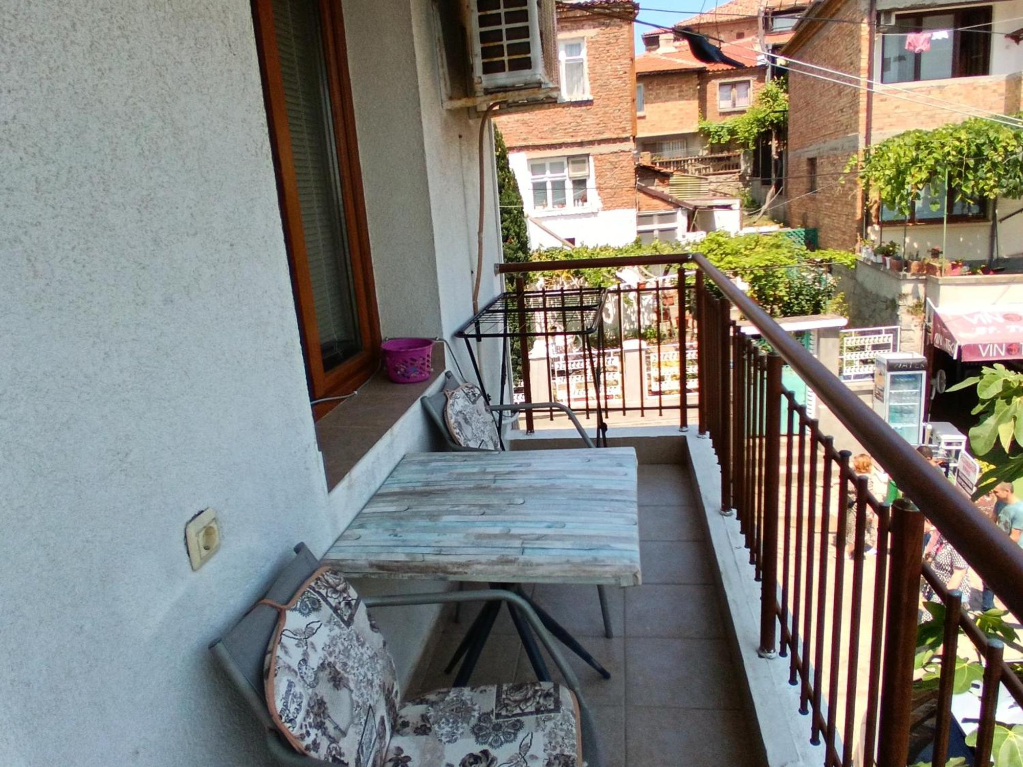 Farlalievi Guest House โซโซโปล ภายนอก รูปภาพ